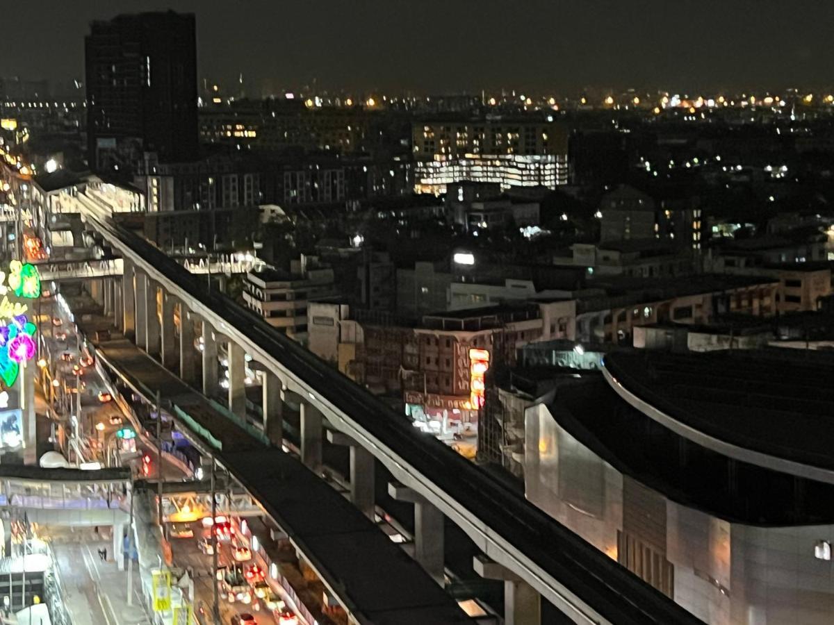 Mall Suites Hotel Bangkok Exterior photo