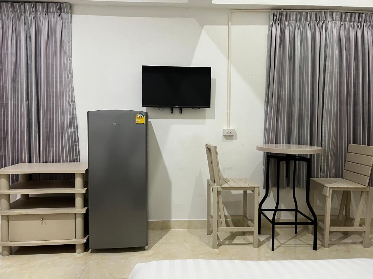 Mall Suites Hotel Bangkok Exterior photo