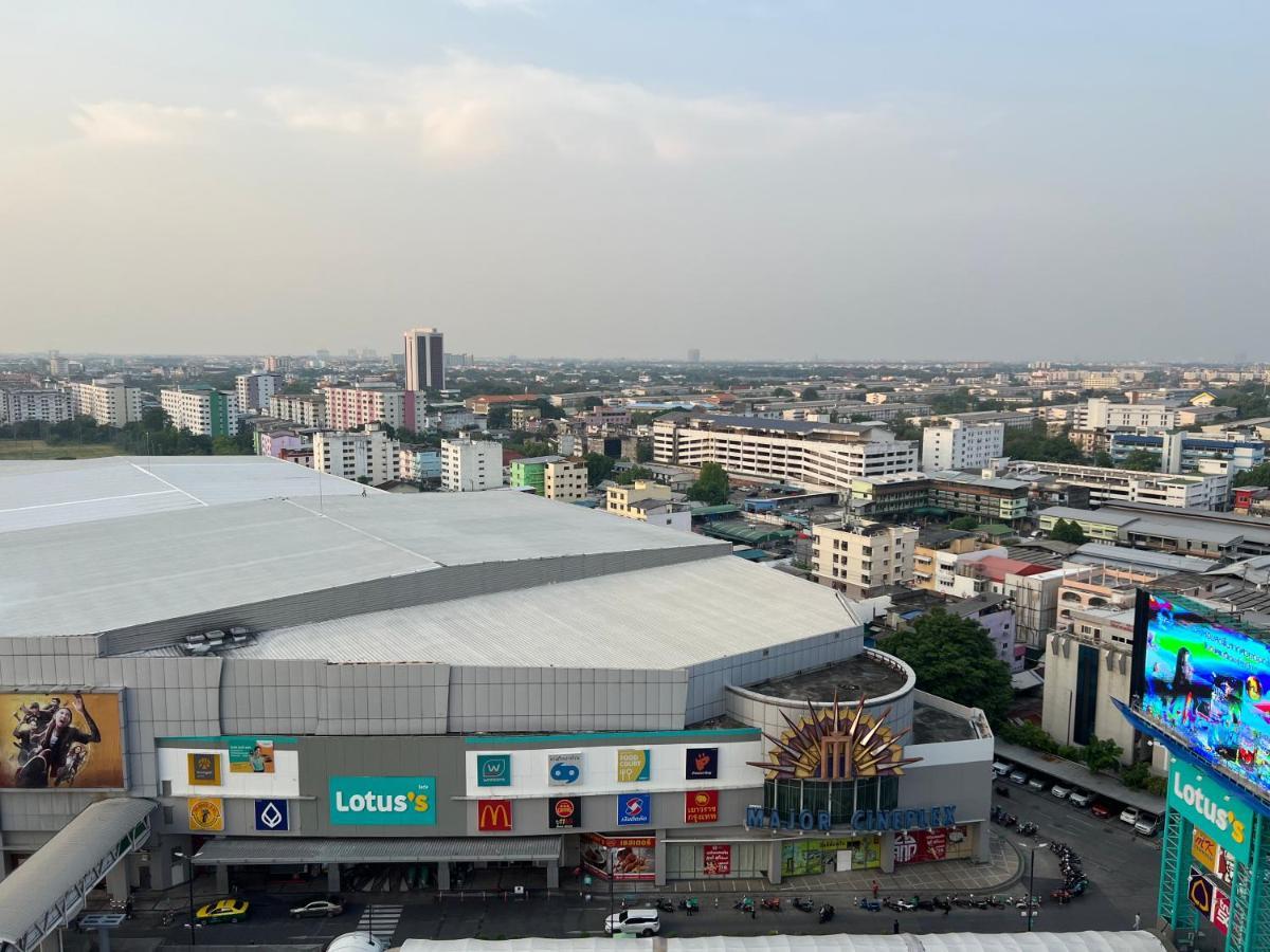 Mall Suites Hotel Bangkok Exterior photo